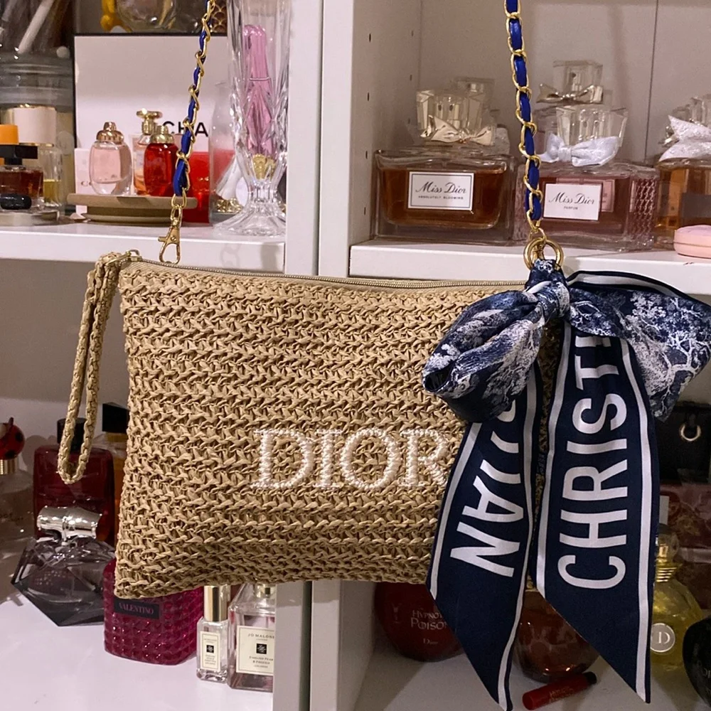 Dior Raffia Pouch - Picture 6 of 13